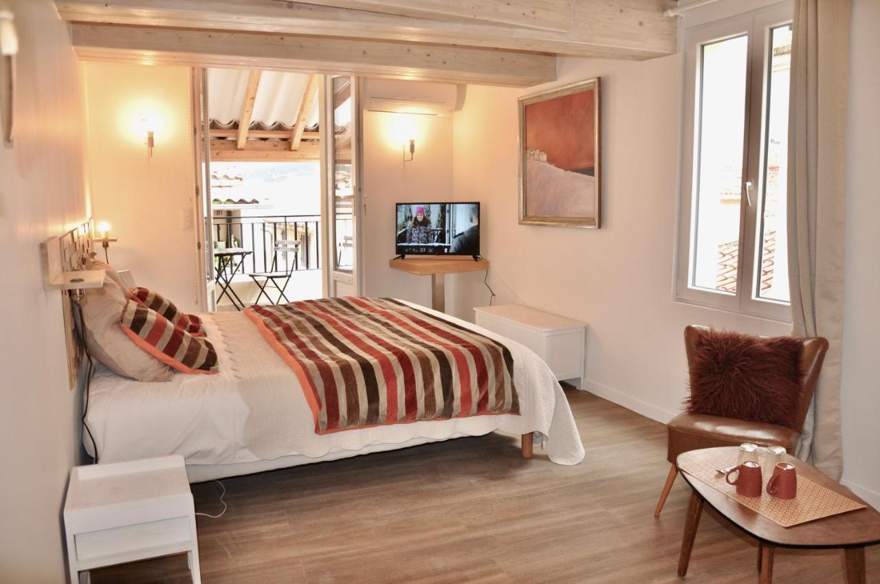 Les Chambres Tropeziennes Sanary-sur-Mer Esterno foto