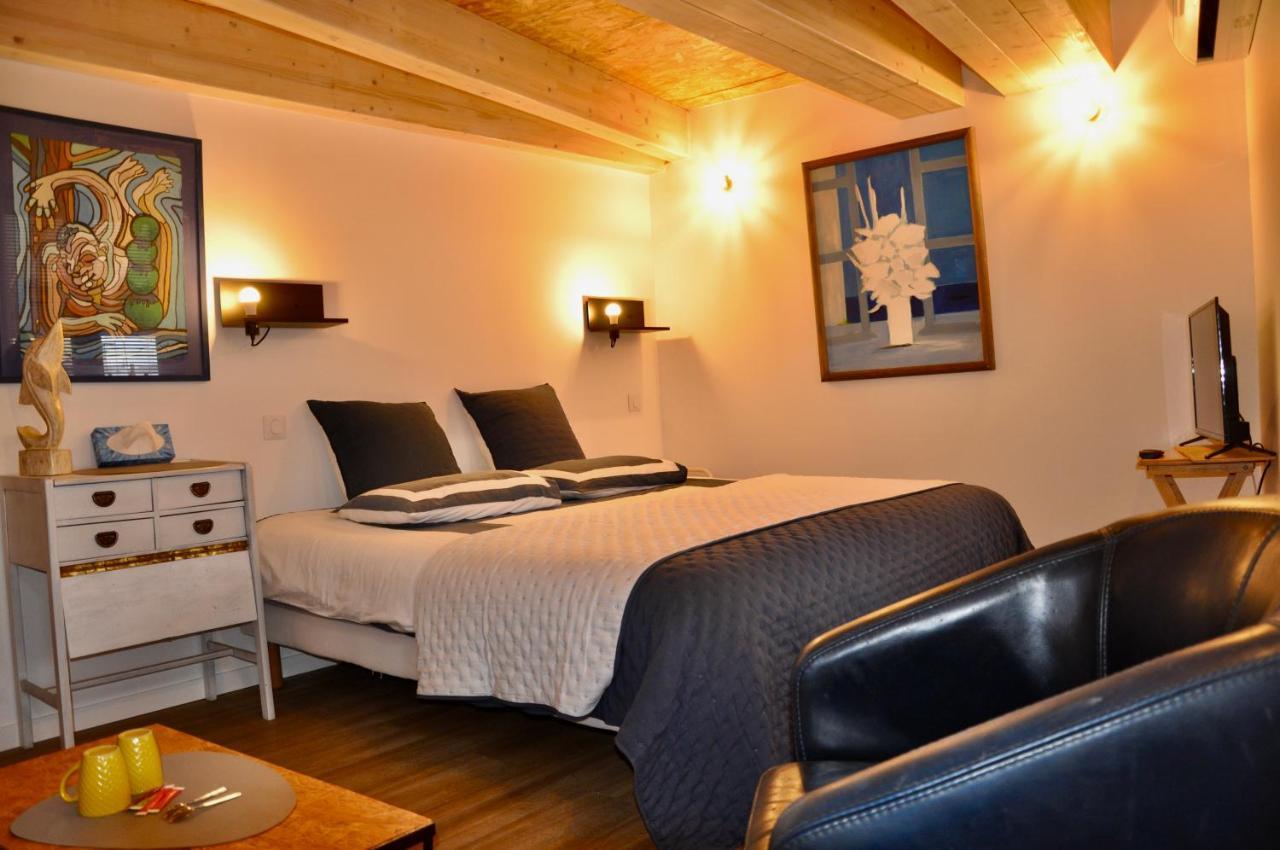 Les Chambres Tropeziennes Sanary-sur-Mer Esterno foto