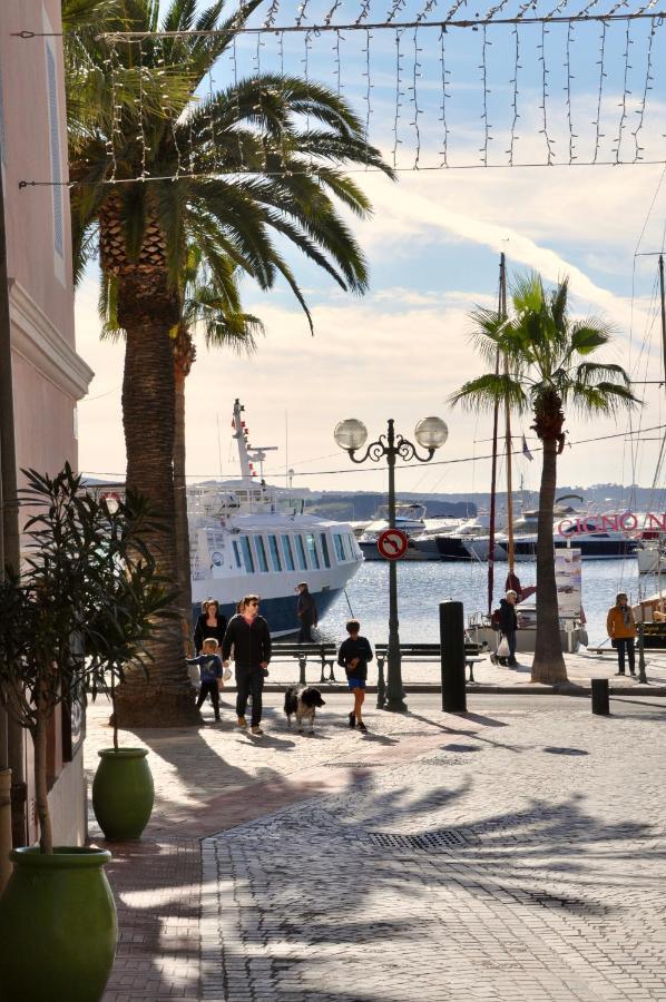 Les Chambres Tropeziennes Sanary-sur-Mer Esterno foto